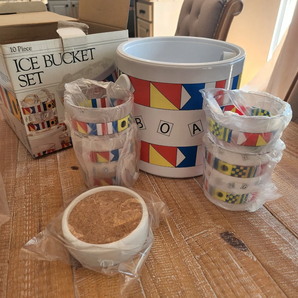 Vintage NEW In Box Nautical Boating 10 Piece Ice Bucket and Acrylic Glass Set